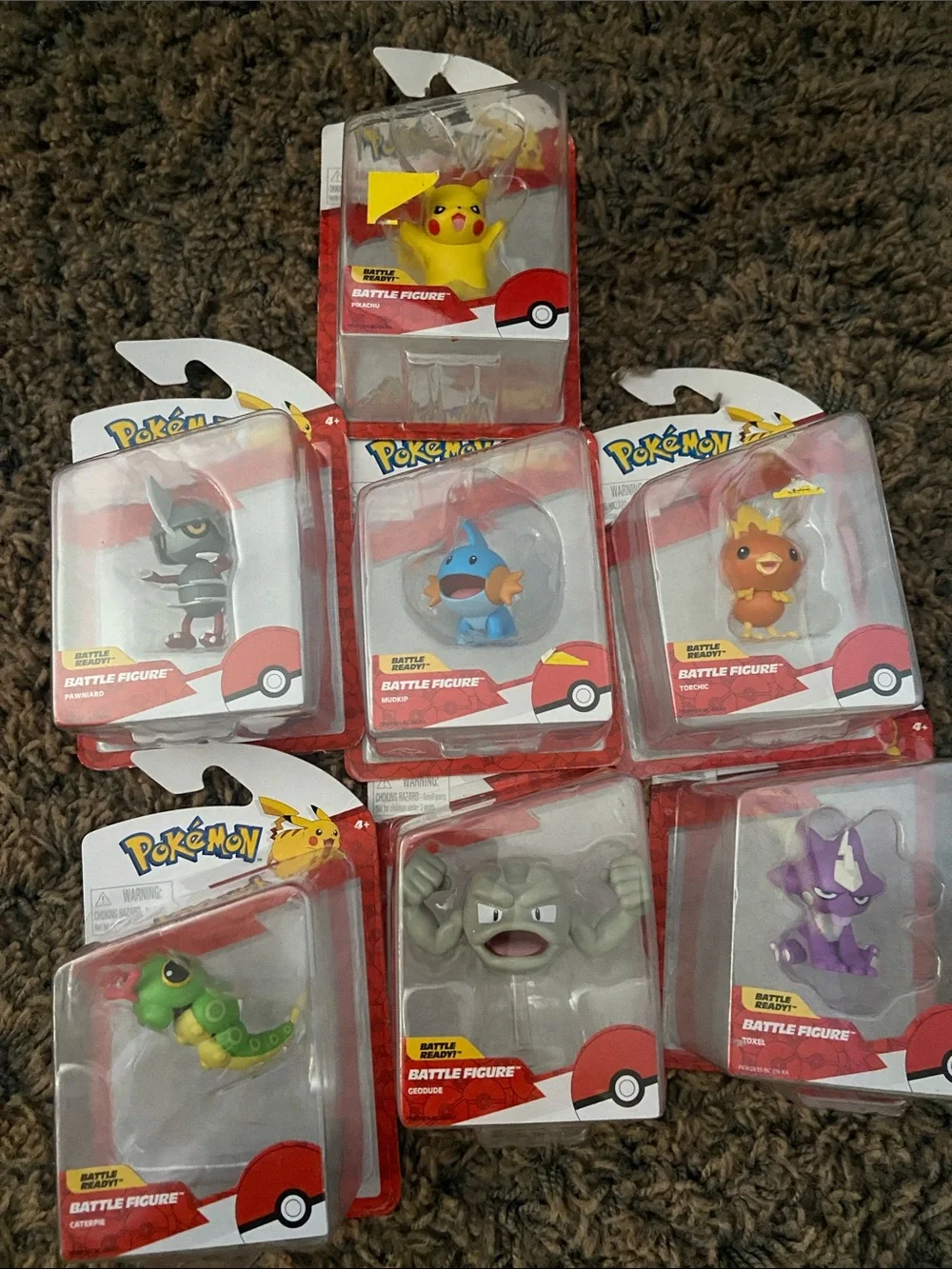 Battle Figures Pack - Yellow Pikachu & Colorful Assortment